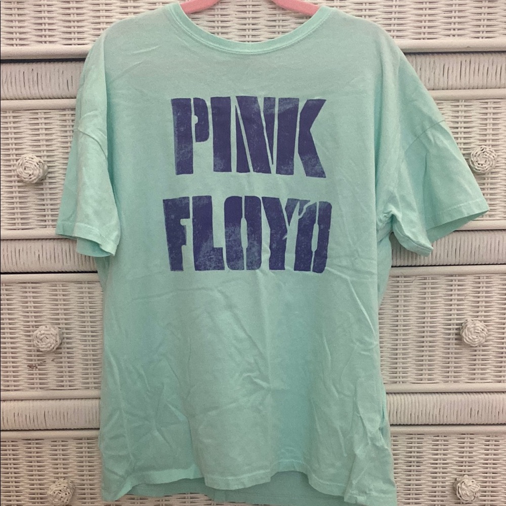 American Eagle Outfitters Light Green Tee